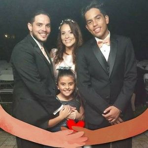 Meet your Posher, Gil